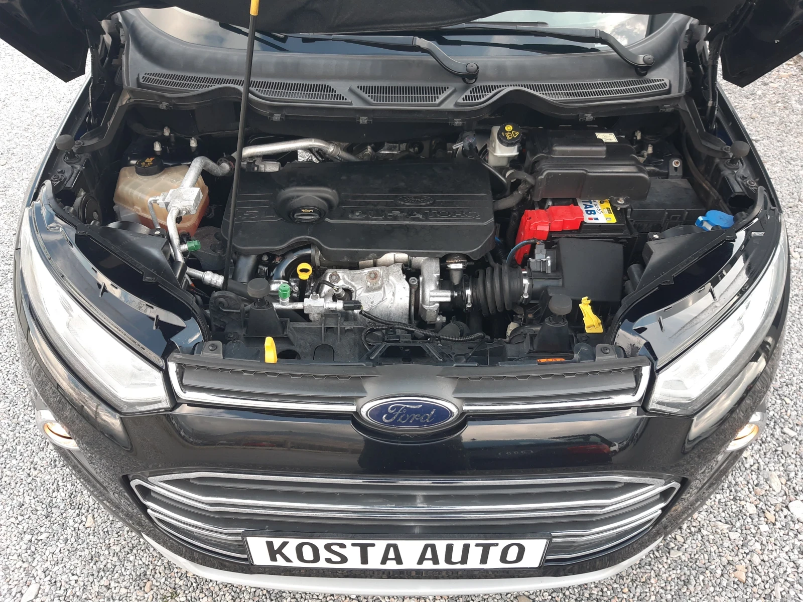 Ford EcoSport, снимка 17 - Автомобили и джипове - 52553585