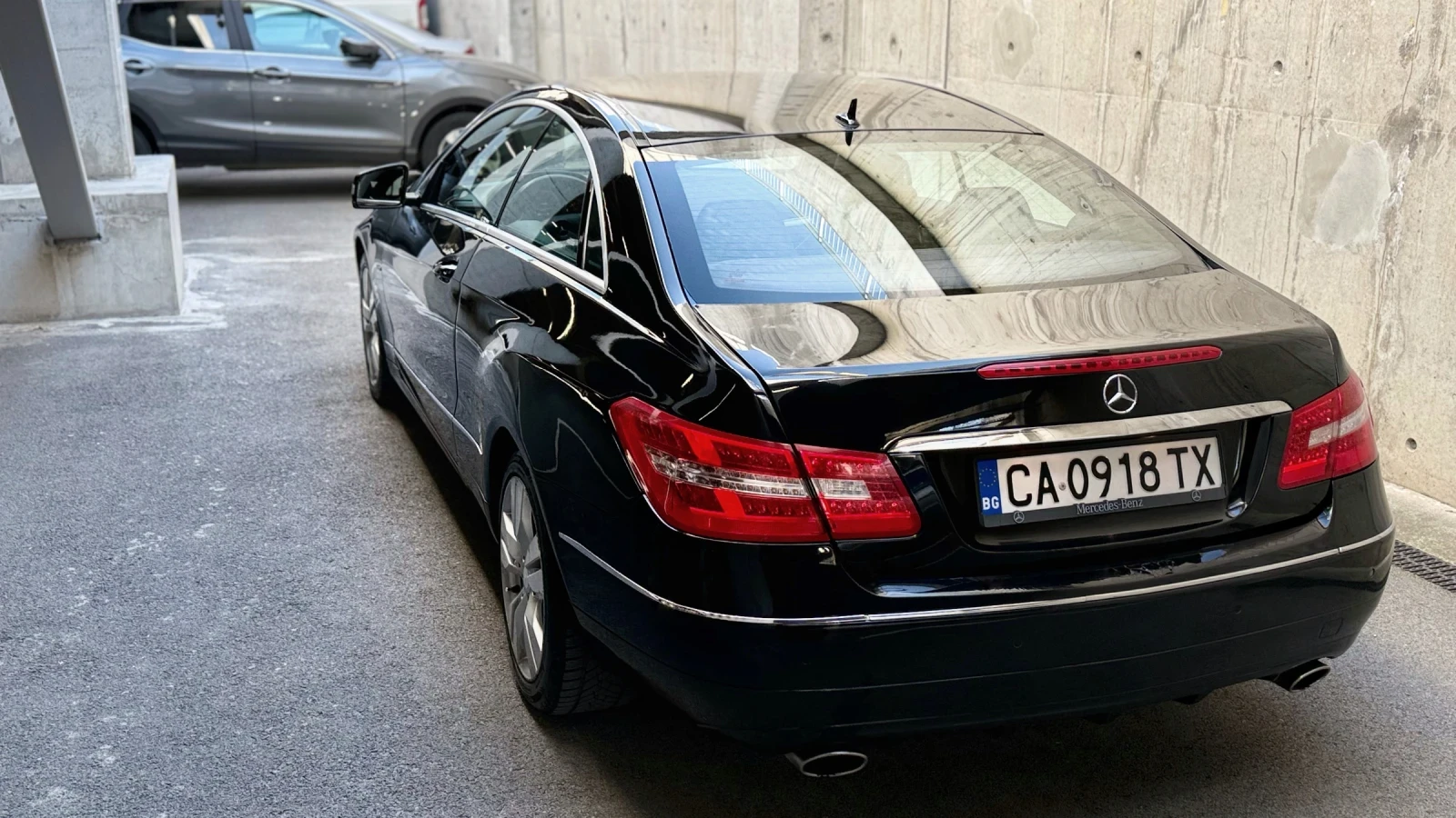 Mercedes-Benz E 350 Coupe, снимка 5 - Автомобили и джипове - 53757271