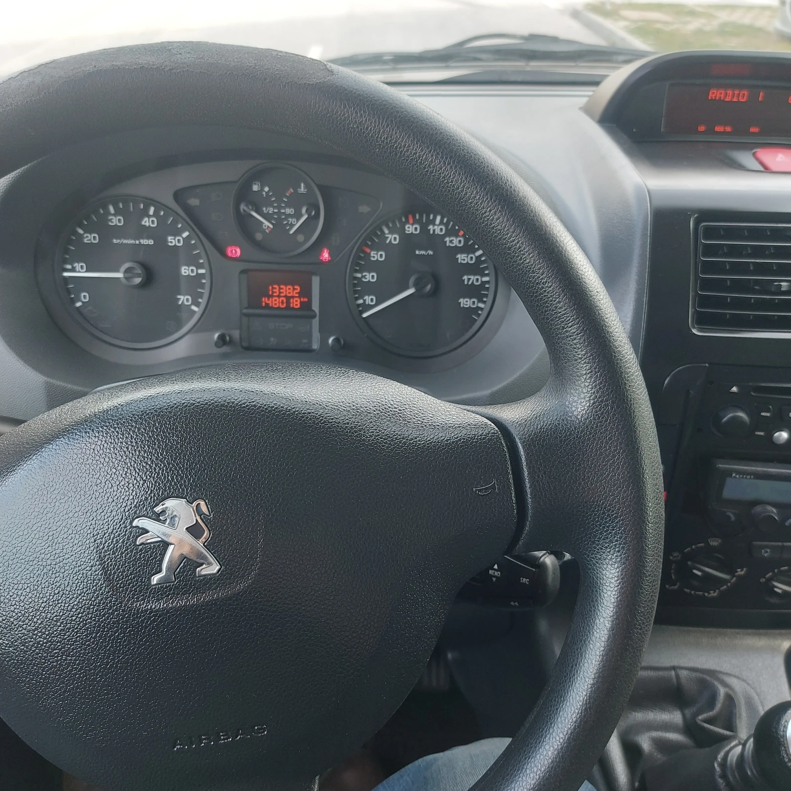 Peugeot Expert Ориг.КМ и БОЯ, снимка 12 - Автомобили и джипове - 54059490