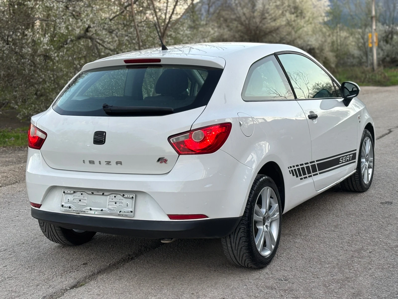 Seat Ibiza 1.2/Италия/, снимка 4 - Автомобили и джипове - 54140555