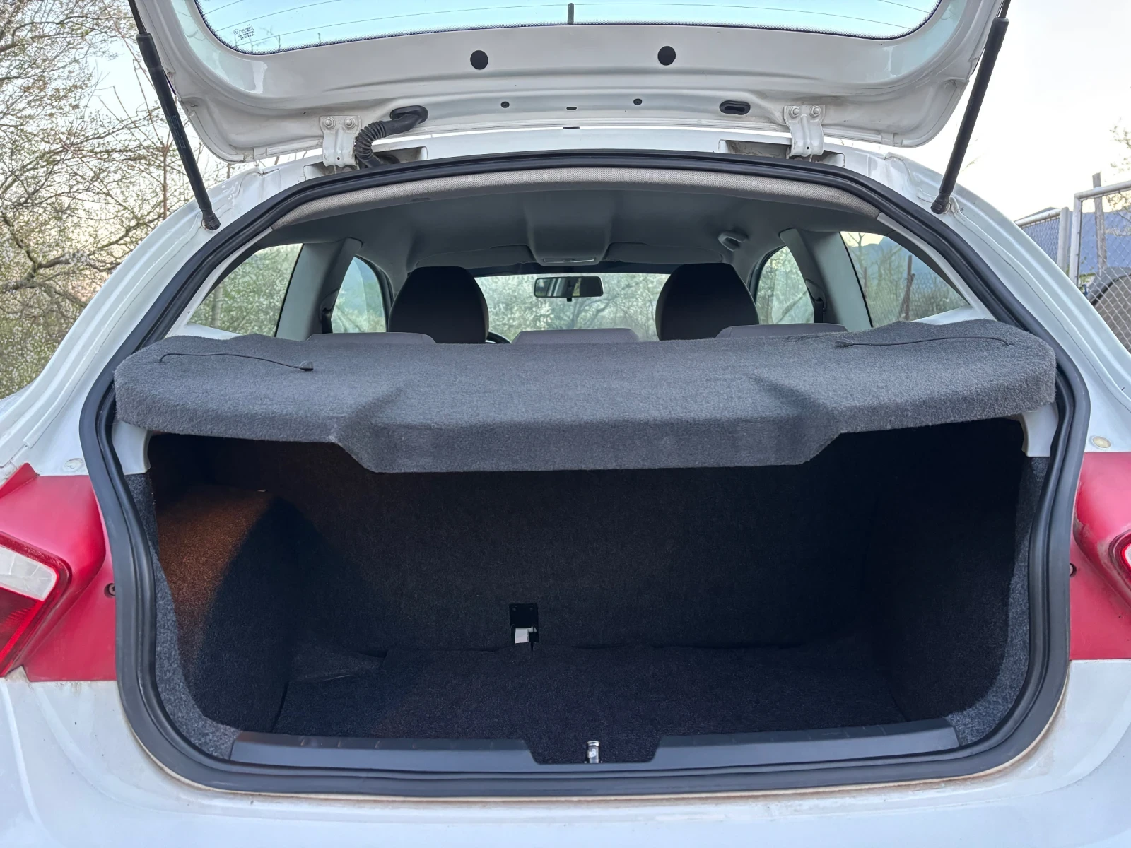 Seat Ibiza 1.2/Италия/, снимка 13 - Автомобили и джипове - 54140555