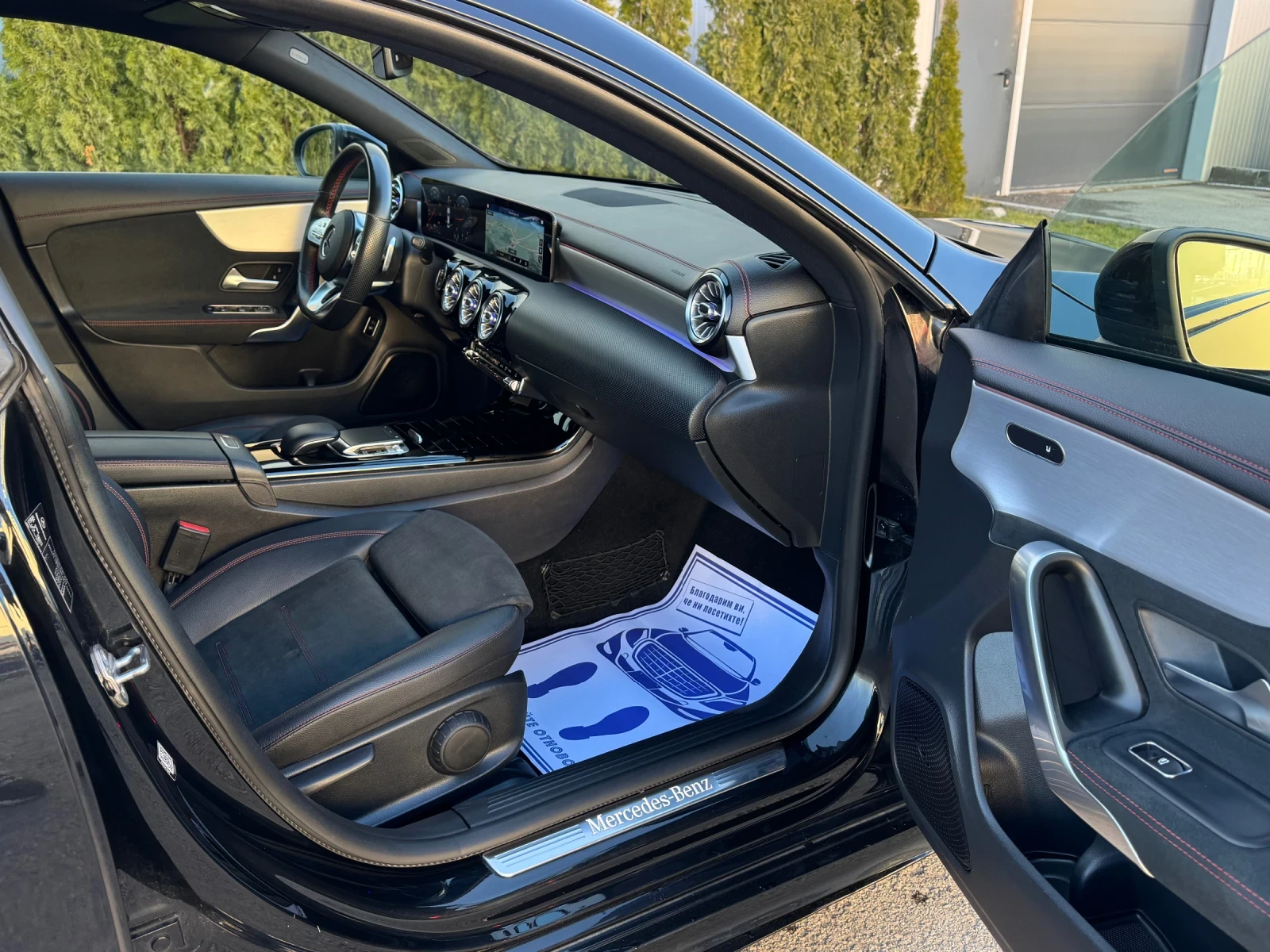 Mercedes-Benz CLA 180 CDI AMG/7G-Tronic/Shadow Line/Регистриран/Обслужен, снимка 13 - Автомобили и джипове - 54596535