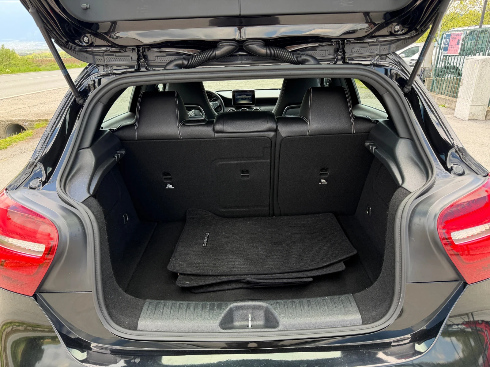 Mercedes-Benz A 180 A160 CDI SPORT, снимка 4 - Автомобили и джипове - 54387268