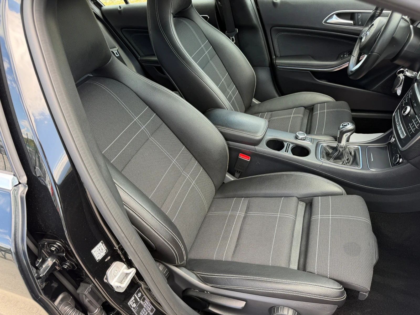 Mercedes-Benz A 180 A160 CDI SPORT, снимка 12 - Автомобили и джипове - 54387268