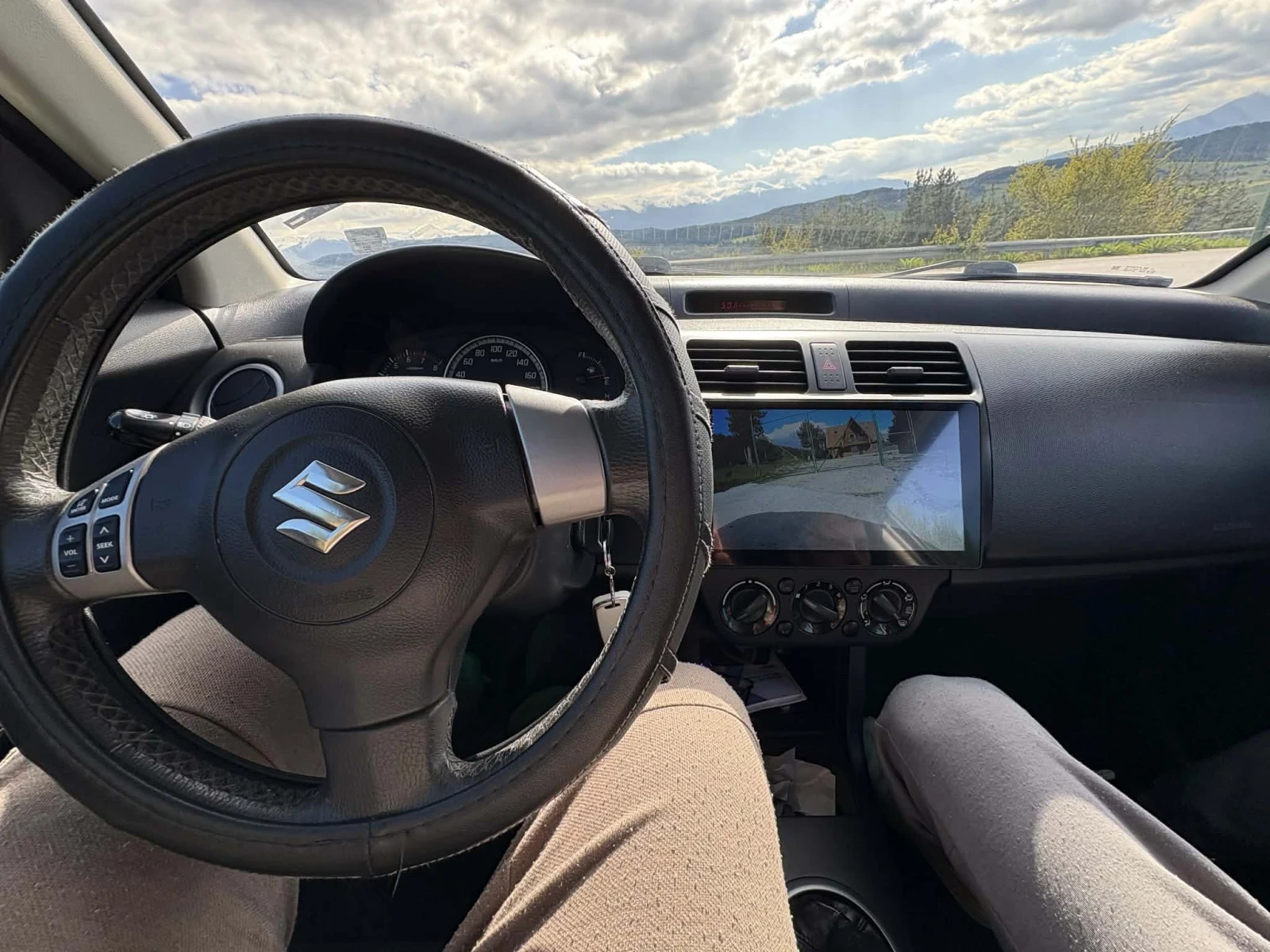Suzuki Swift, снимка 3 - Автомобили и джипове - 54497192