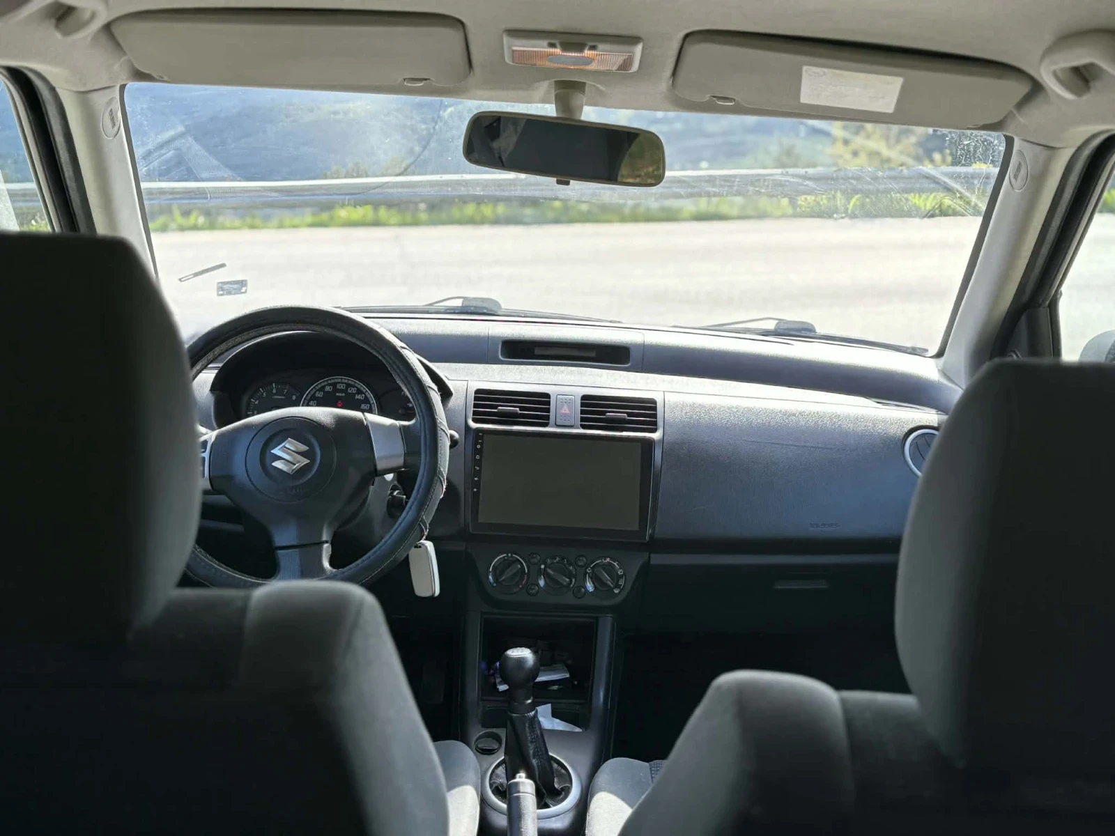 Suzuki Swift, снимка 8 - Автомобили и джипове - 54497192