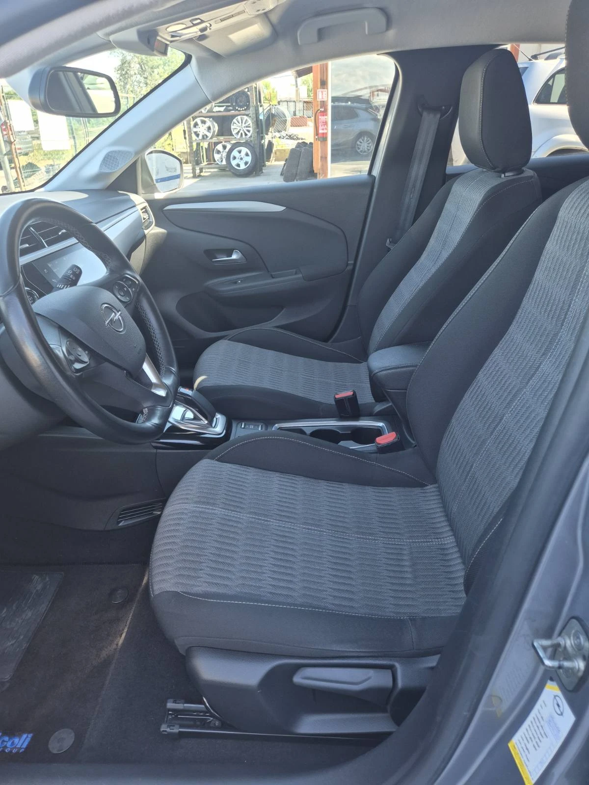 Opel Corsa Electric, снимка 9 - Автомобили и джипове - 54614446