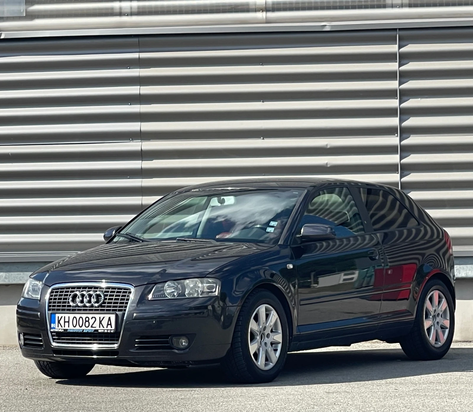 Audi A3 8P 2.0 TDI 140 К.С. 2 ЧИФТА ДЖАНТИ С ГУМИ ОБСЛУЖЕН, снимка 4 - Автомобили и джипове - 54732524