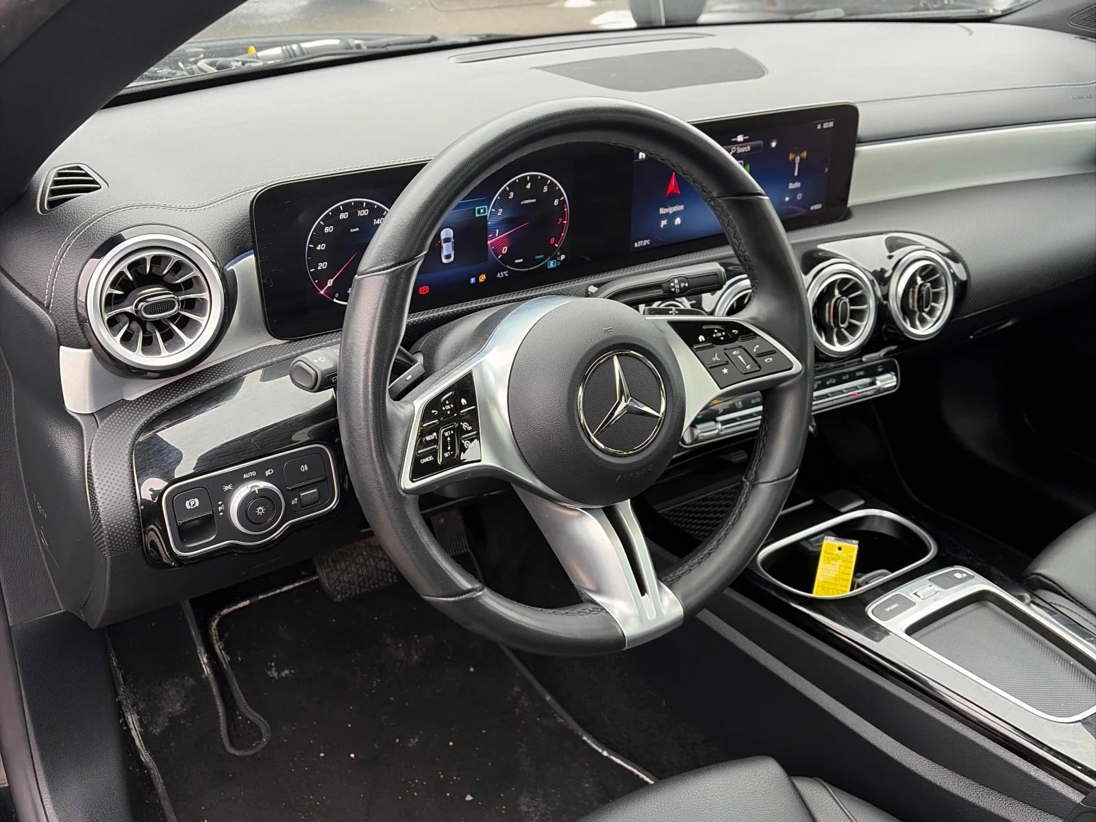 Mercedes-Benz CLA 250 * * CARFAX * * АВТО КРЕДИТ * * , снимка 8 - Автомобили и джипове - 54870400