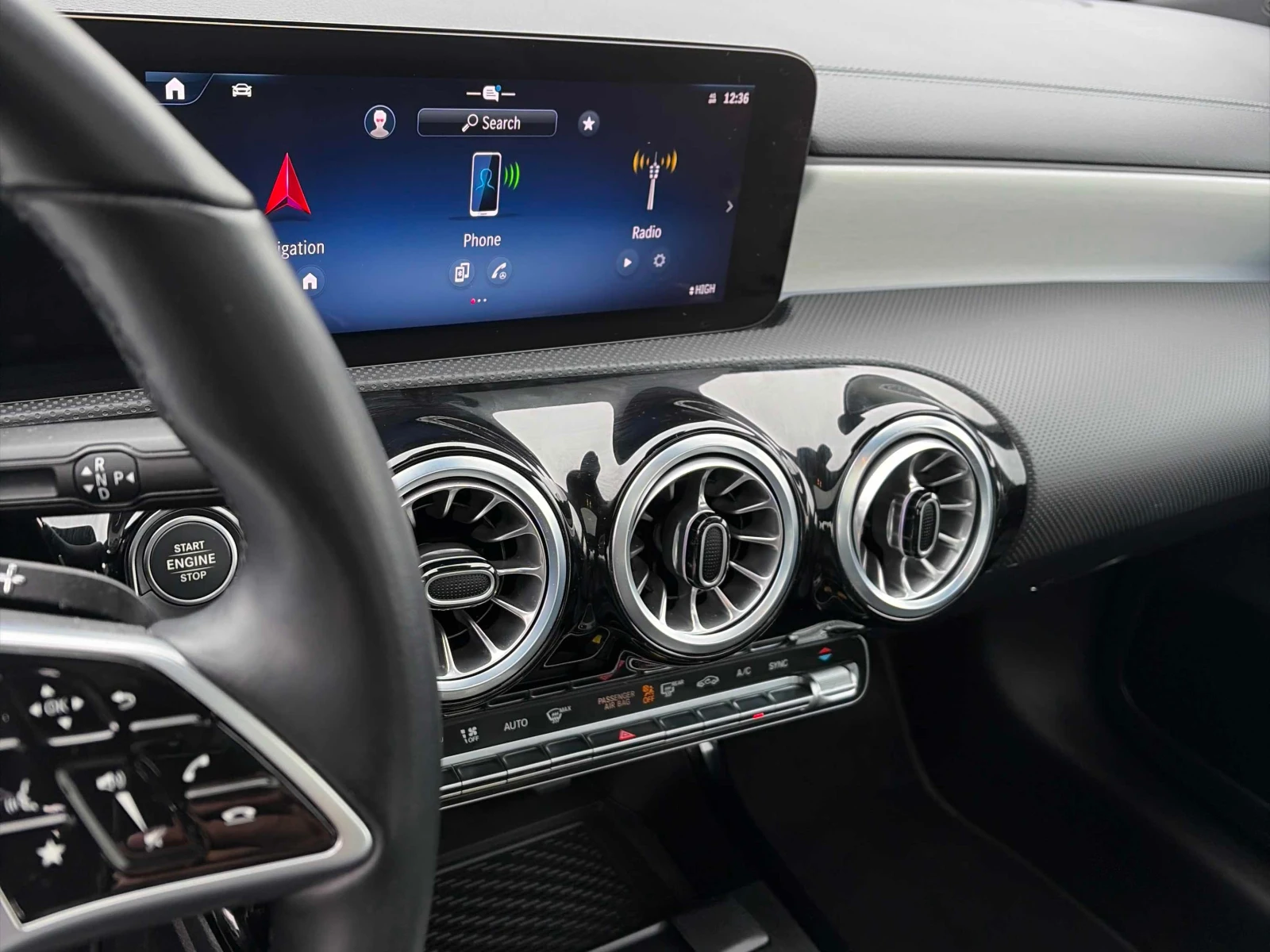 Mercedes-Benz CLA 250 * * CARFAX * * АВТО КРЕДИТ * * , снимка 10 - Автомобили и джипове - 54870400