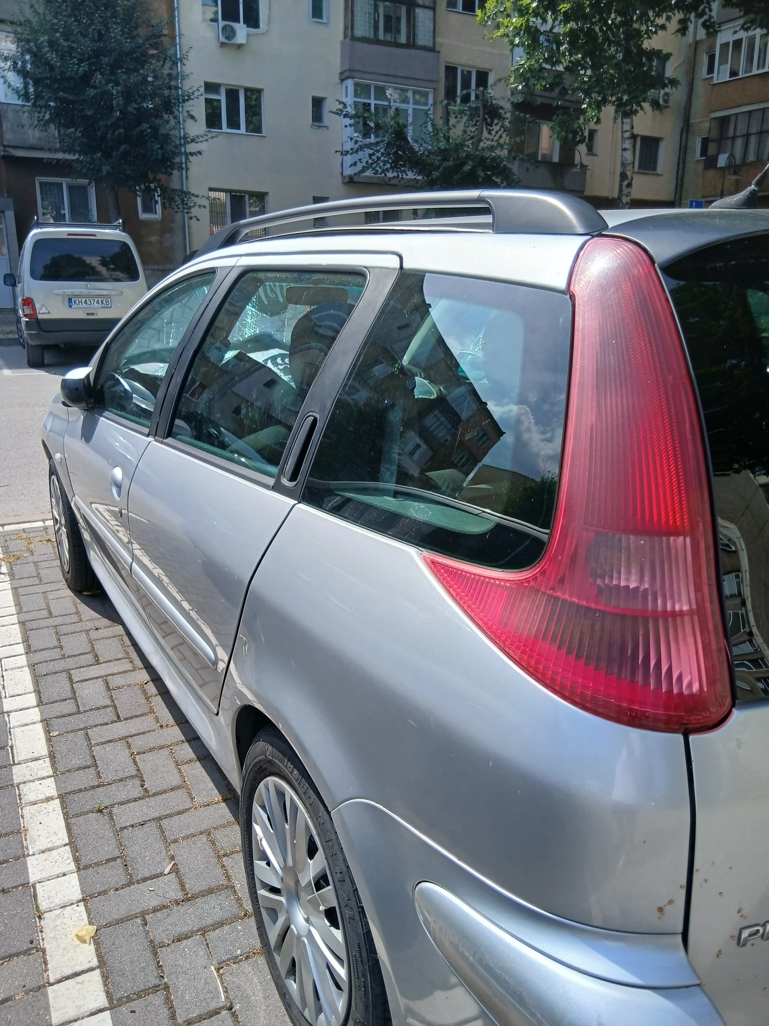 Peugeot 206 SW 2.0 HDI, снимка 3 - Автомобили и джипове - 54970687