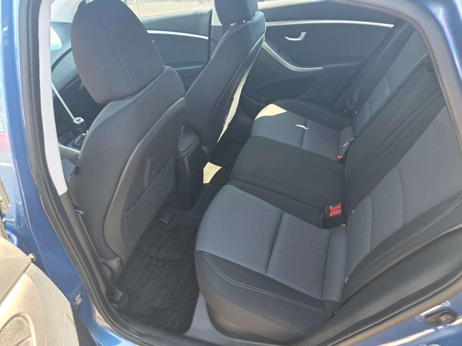 Hyundai I30 1.6CRDI 110K.C NAVI KAMERA EURO6 | Mobile.bg � ����������� 11