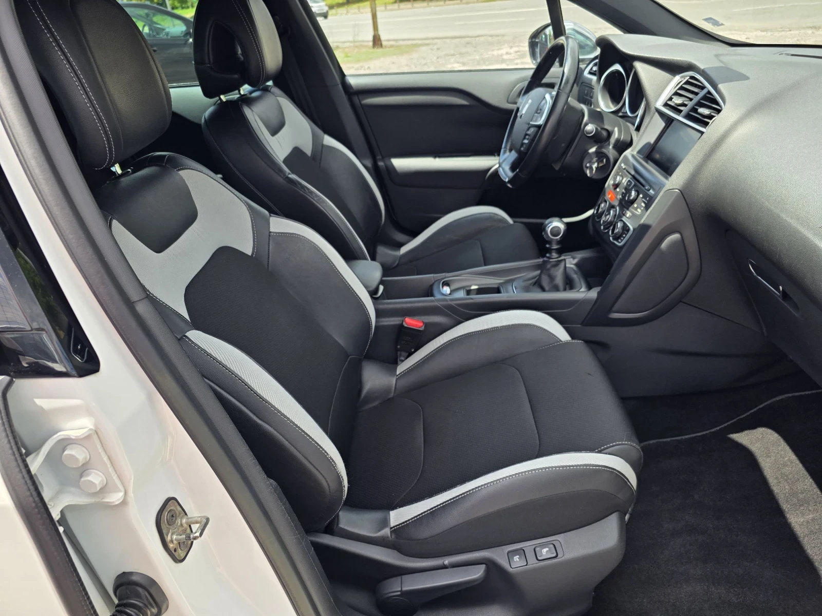Citroen DS4 1.6 HDI 114K.C NAVI  | Mobile.bg � ����������� 9