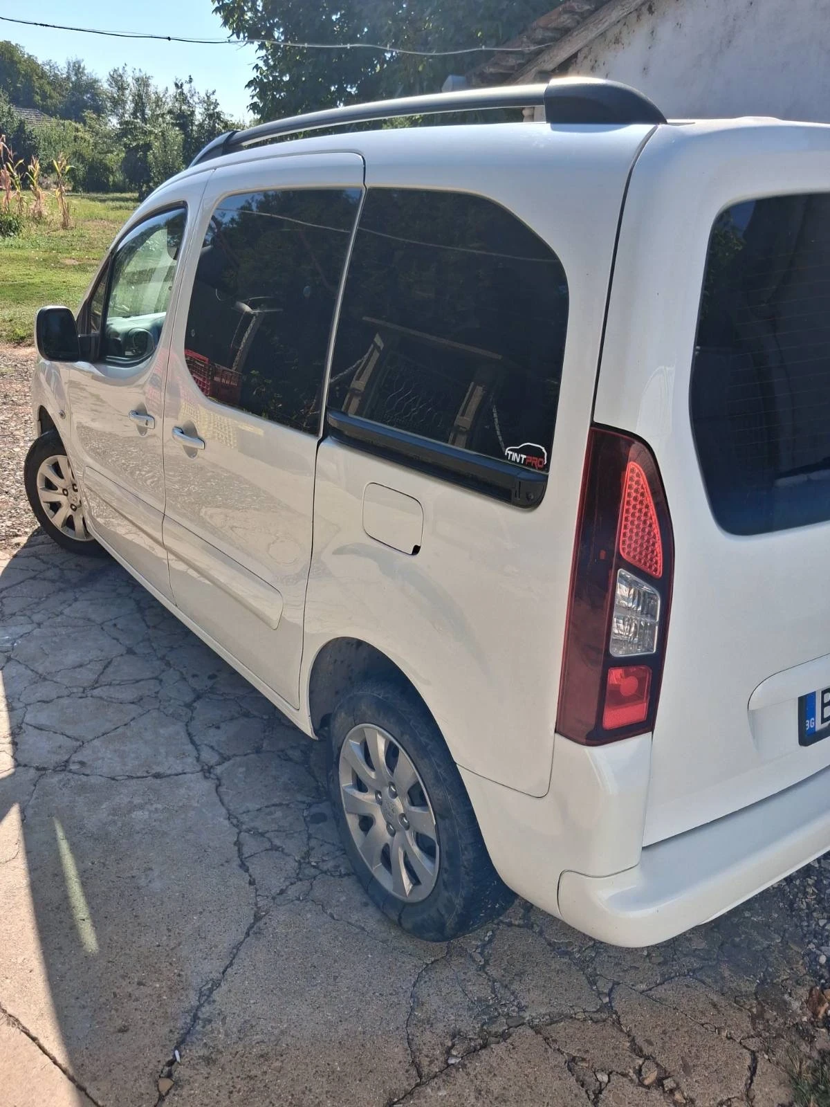 Peugeot Partner 1.6, снимка 3 - Автомобили и джипове - 55694597