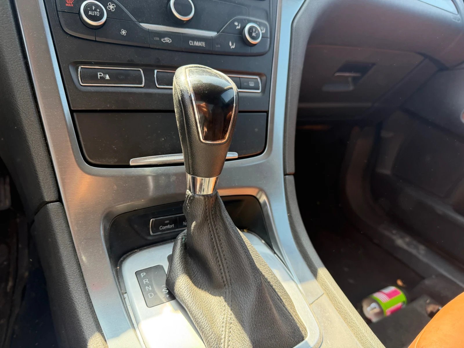 Ford Mondeo 2.0D* АВТОМАТИК* КОЖА, снимка 14 - Автомобили и джипове - 55856678