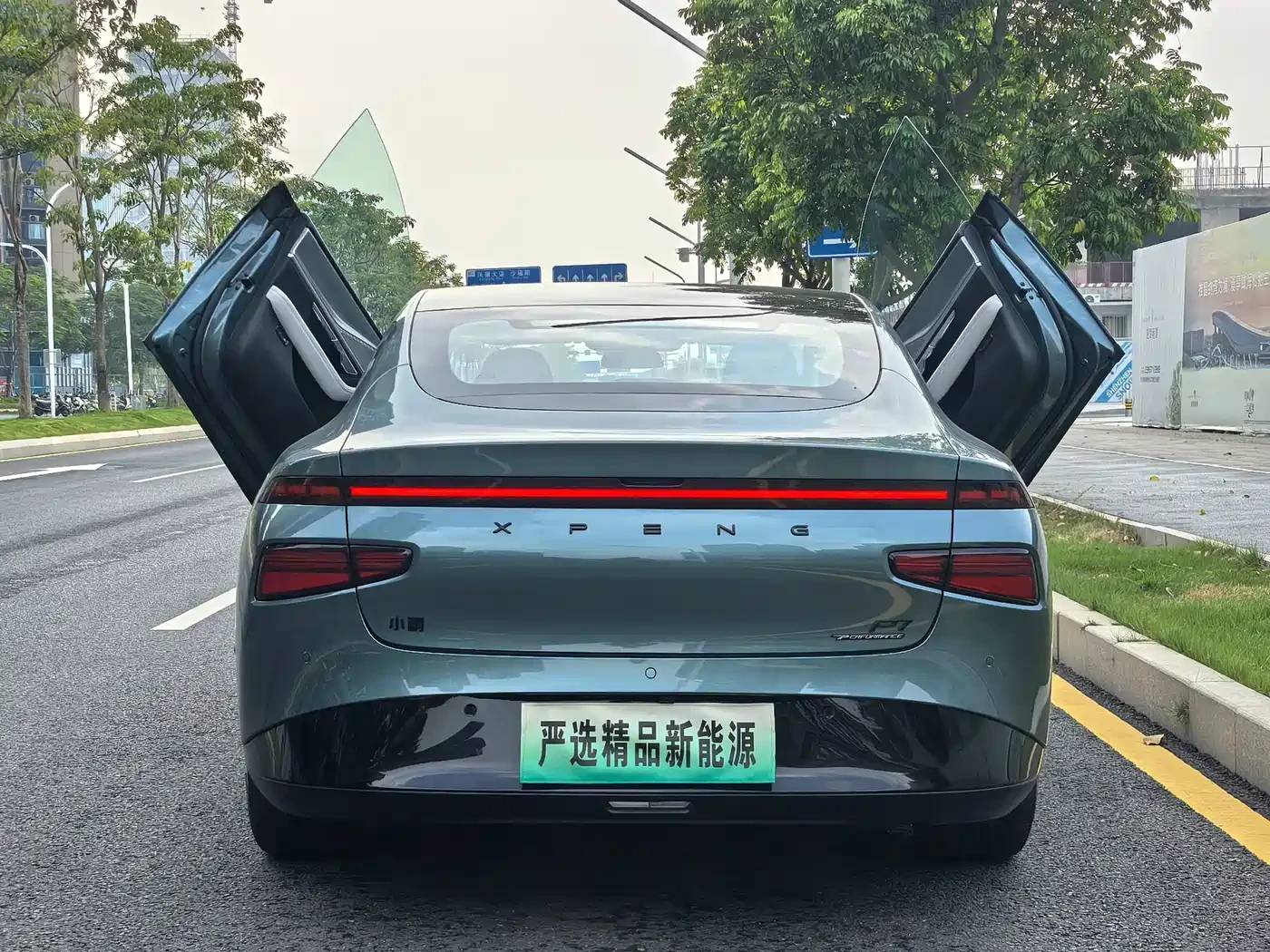 Xpeng P7 2023* WING* AWD PERFORMANCE* DUAL MOTOR* 86 KWH* 4, снимка 7 - Автомобили и джипове - 56751232