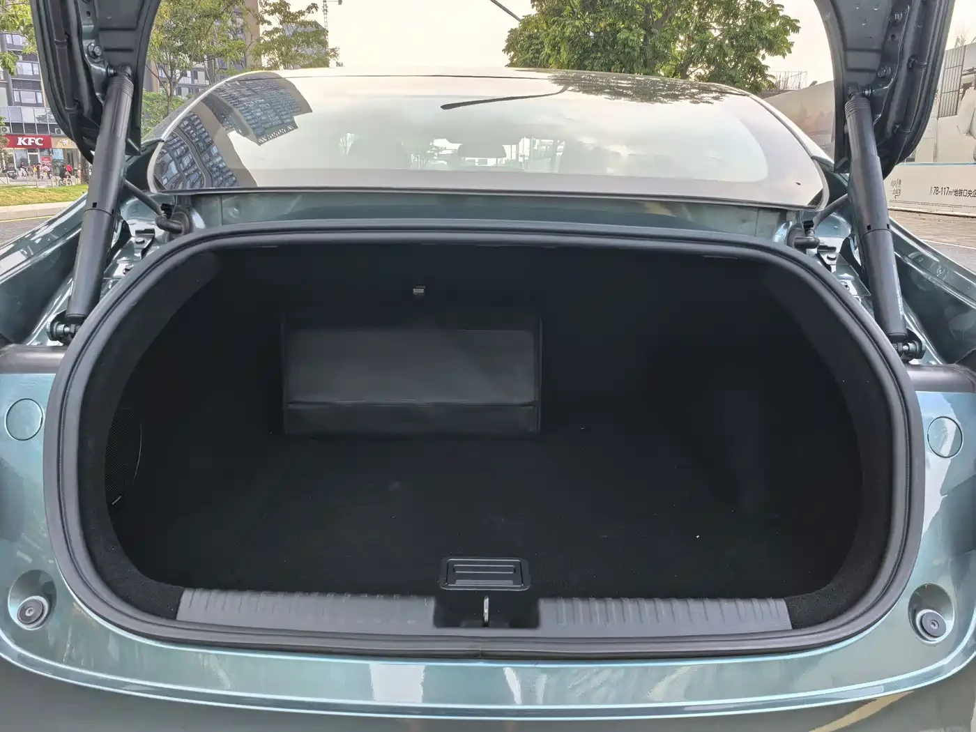 Xpeng P7 2023* WING* AWD PERFORMANCE* DUAL MOTOR* 86 KWH* 4, снимка 16 - Автомобили и джипове - 56751232