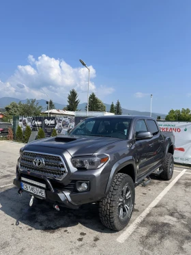  Toyota Tacoma