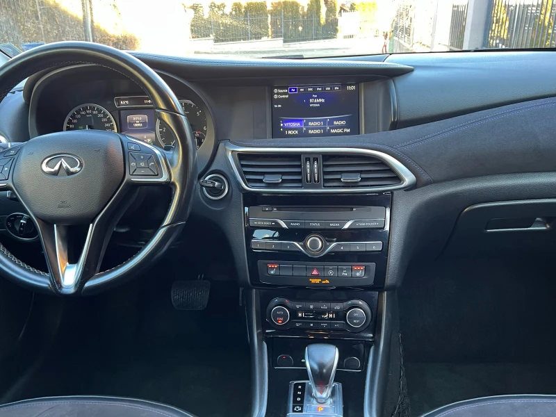 Infiniti Q30 CAMERA360-NAVI-LED-4/4-ALKANTARA-2.2D, снимка 8 - Автомобили и джипове - 48917245