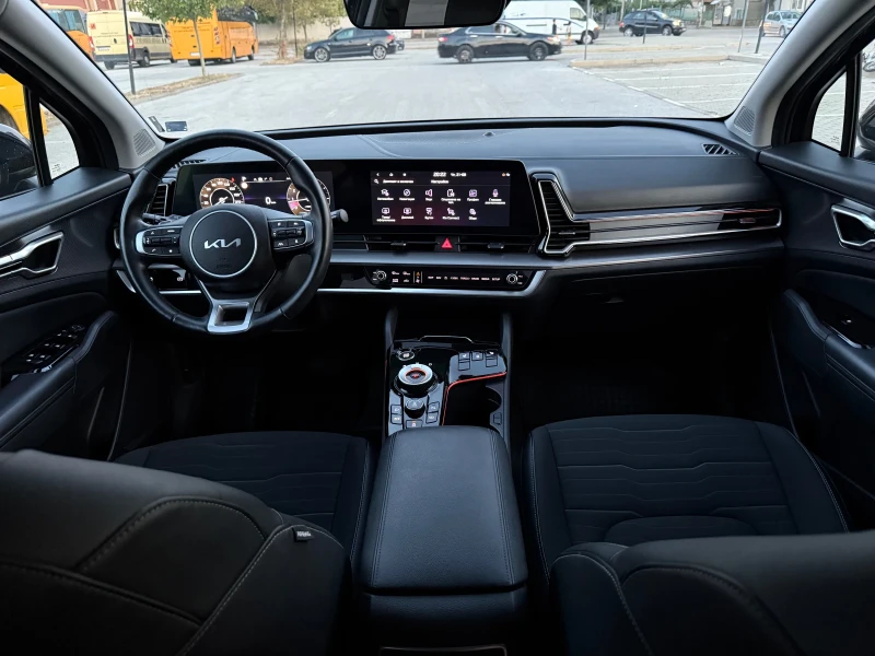 Kia Sportage 1.6Turbo* Executive* 4X4, снимка 13 - Автомобили и джипове - 51457368
