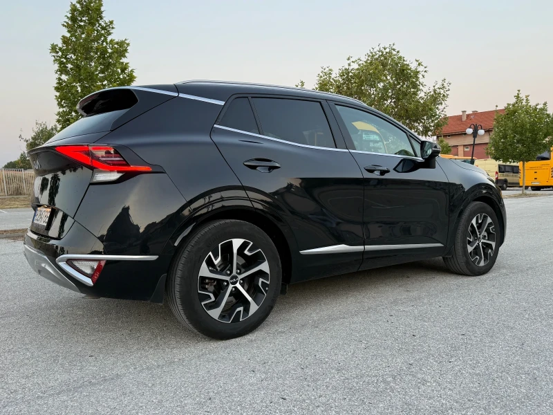Kia Sportage 1.6Turbo* Executive* 4X4, снимка 5 - Автомобили и джипове - 51457368