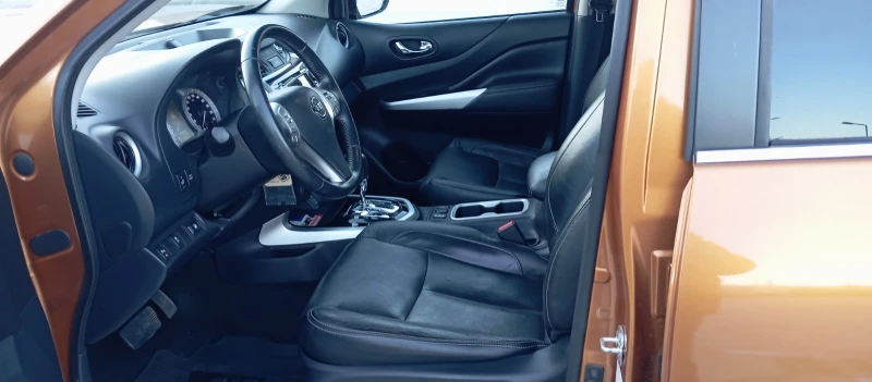 Nissan Navara, снимка 5 - Автомобили и джипове - 52597893