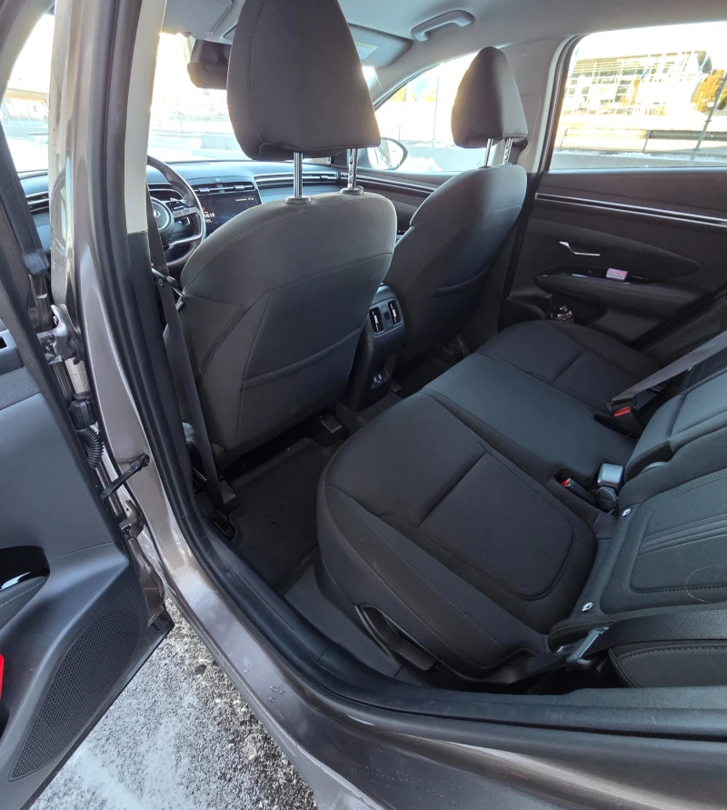 Hyundai Tucson 1.6 230hp HEV Exclusive, снимка 8 - Автомобили и джипове - 53075953
