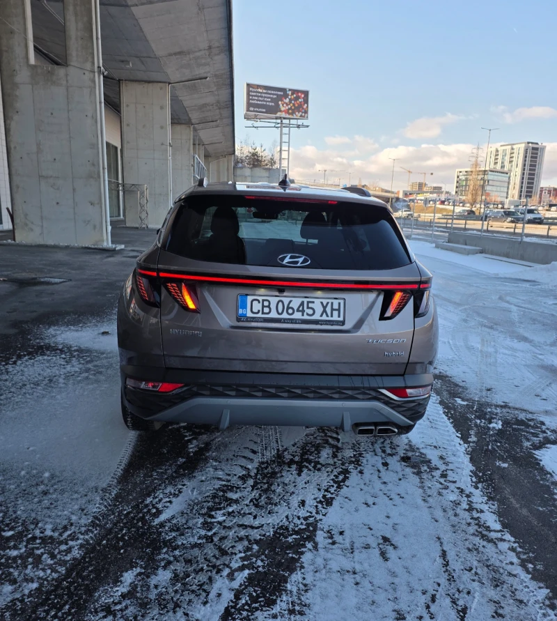 Hyundai Tucson 1.6 230hp HEV Exclusive, снимка 4 - Автомобили и джипове - 53075953