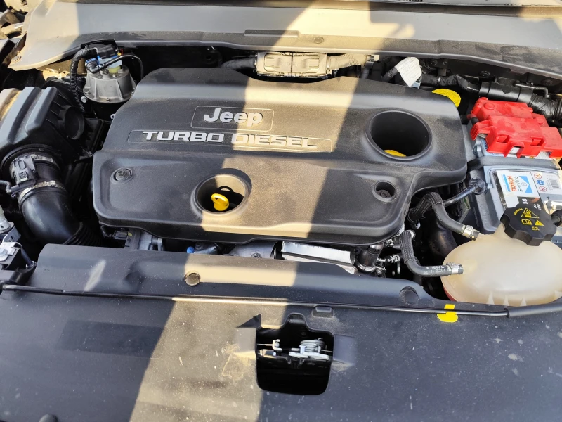 Jeep Compass 1.6D* LIMITED* EURO6D* LED/XENON* NAVI* CAMERA* , снимка 15 - Автомобили и джипове - 53342160