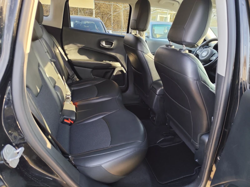 Jeep Compass 1.6D* LIMITED* EURO6D* LED/XENON* NAVI* CAMERA* , снимка 11 - Автомобили и джипове - 53342160