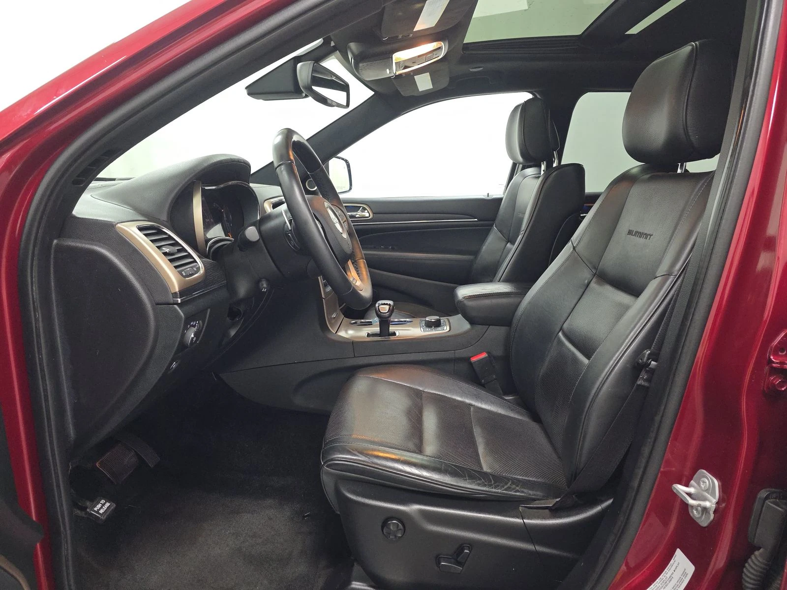 Jeep Grand cherokee Summit 5.7* Обдух* Harman/Kardon* Дистроник* Пано* - изображение 8