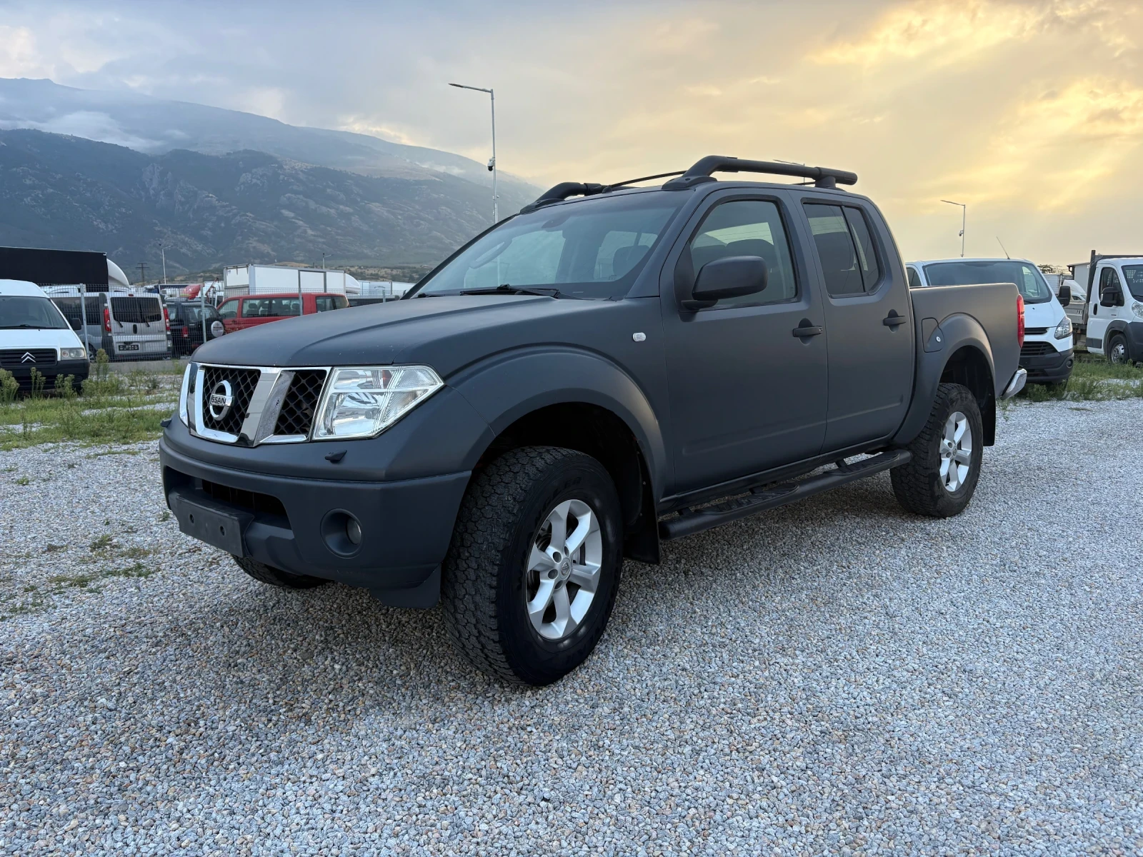 Nissan Navara 2, 5 | Mobile.bg   1