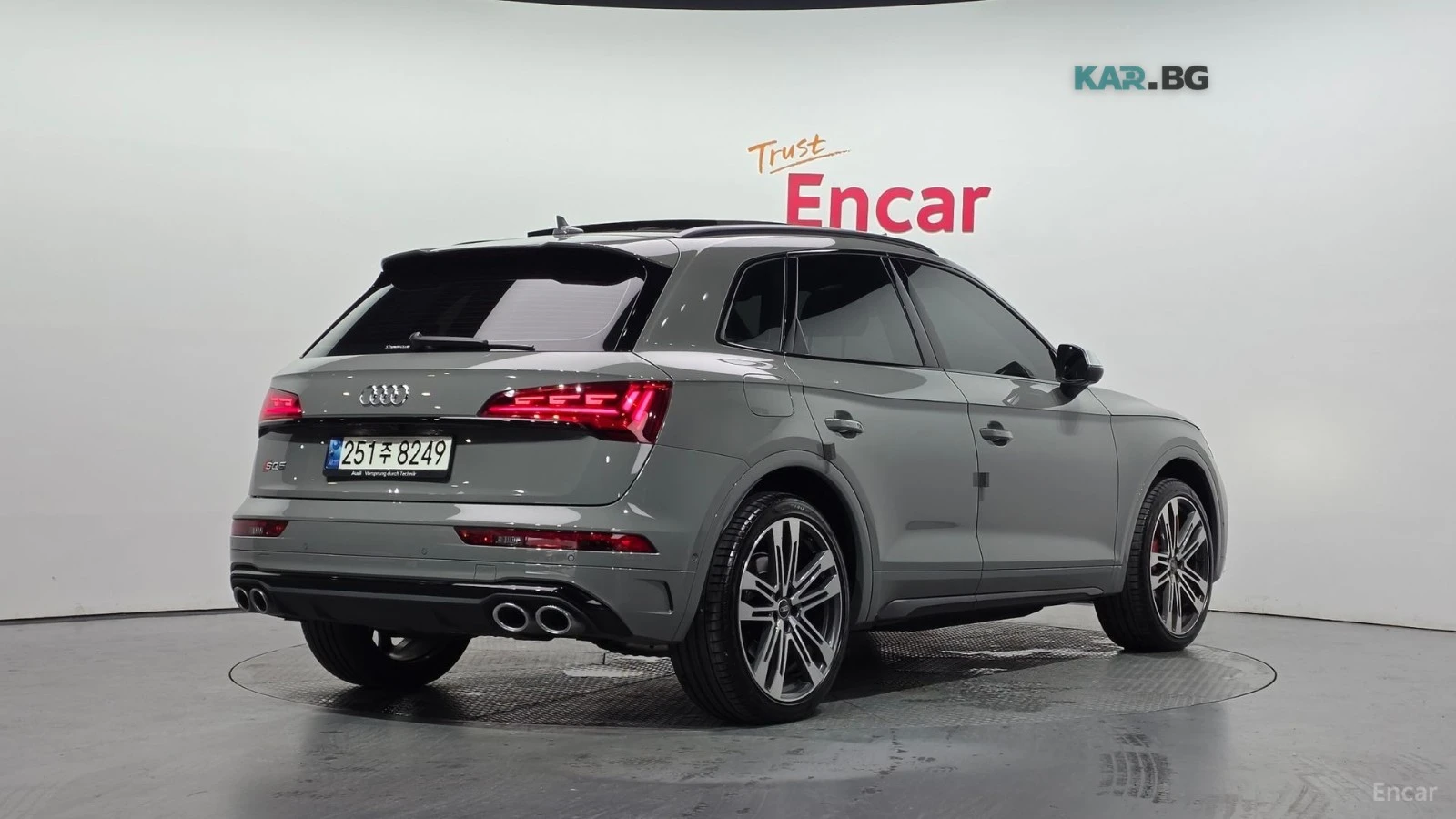 Audi SQ5 3.0 TFSI QUATTRO* HUD* КОЖА* ОБДУХВ* ПАНО* НАВИ, снимка 2 - Автомобили и джипове - 55327855