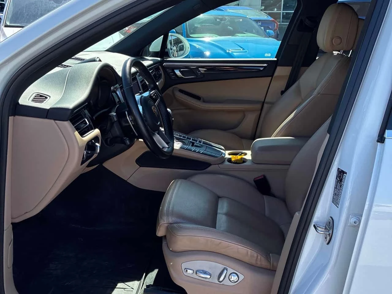 Porsche Macan * S * АВТОКРЕДИТ БЕЗ ПЪРВОНАЧАЛНА ВНОСКА, снимка 11 - Автомобили и джипове - 56224411