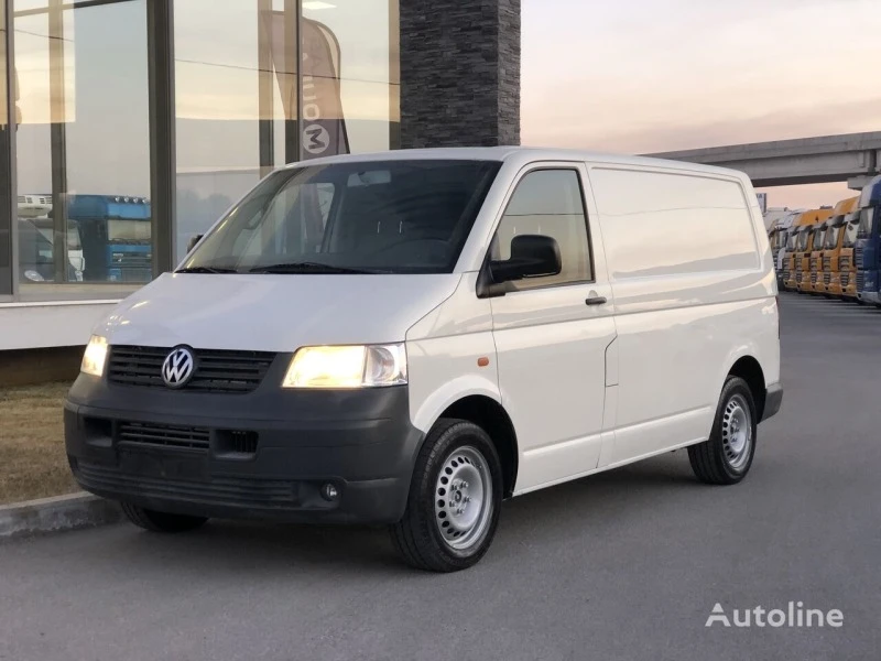 VW T5 8+1, снимка 1 - Бусове и автобуси - 33104256