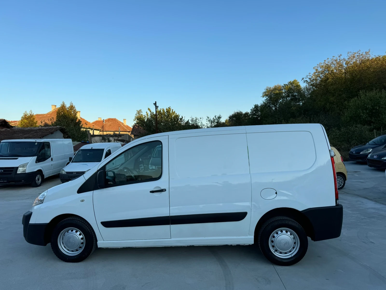 Peugeot Expert 1.6HDI КЛИМАТИК - изображение 8