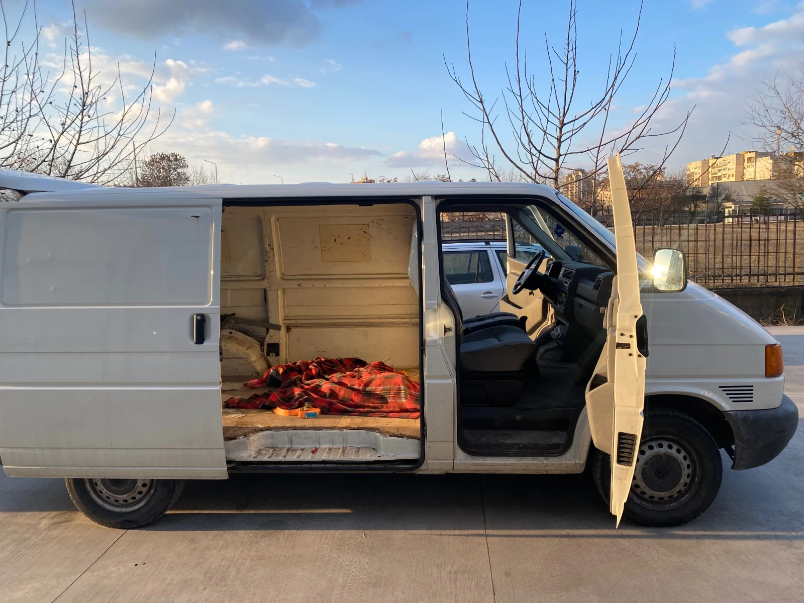 VW T4 Товарен  - изображение 2