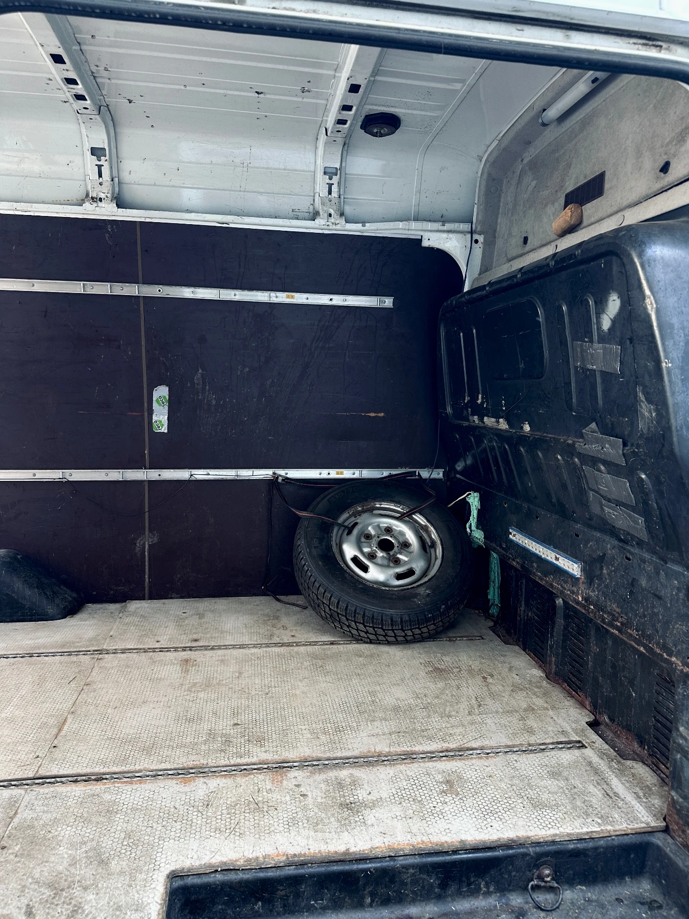Ford Transit 3.2TDCI / КЛИМА, снимка 15 - Бусове и автобуси - 54649970