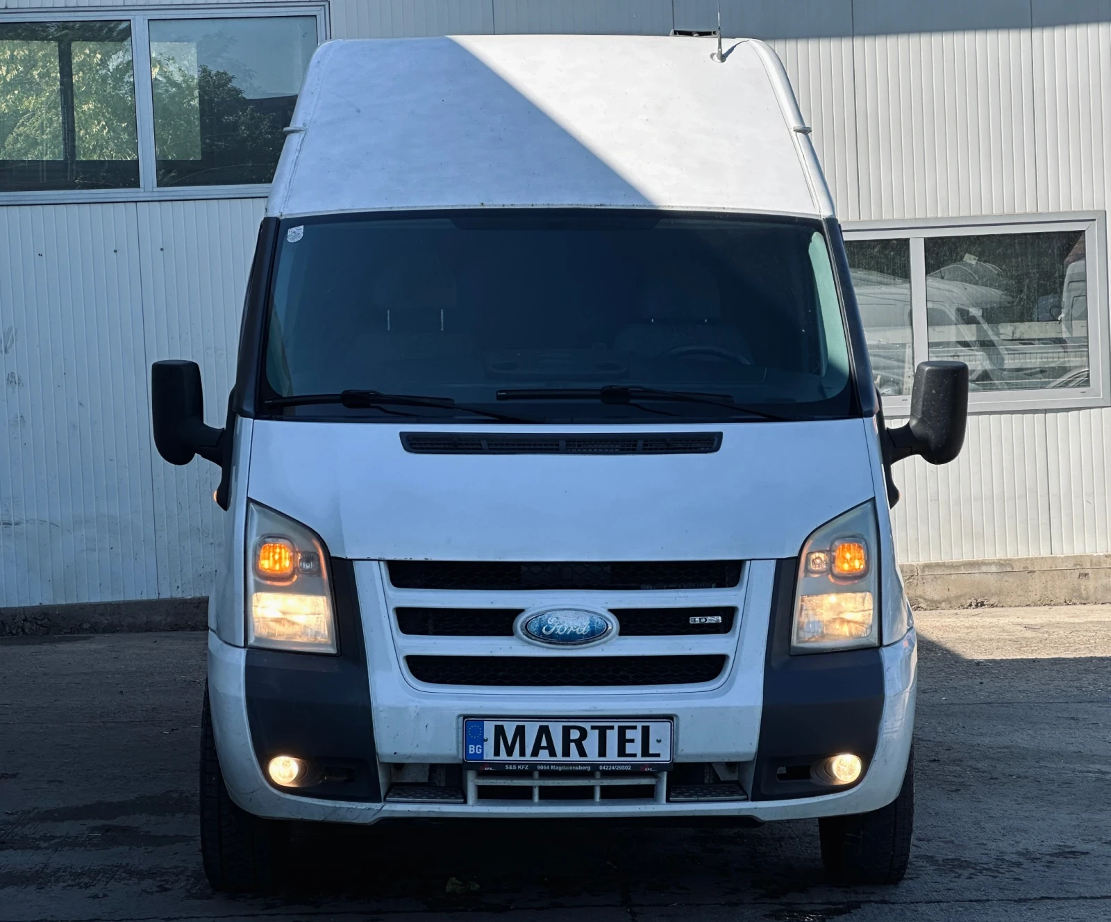 Ford Transit 3.2TDCI / КЛИМА, снимка 2 - Бусове и автобуси - 54649970