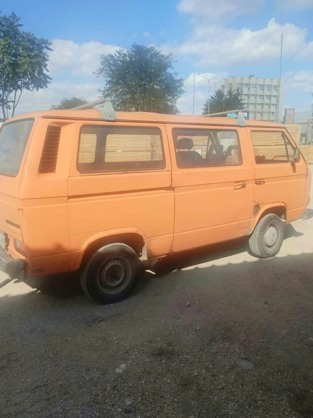 VW T5, снимка 2 - Бусове и автобуси - 56307977