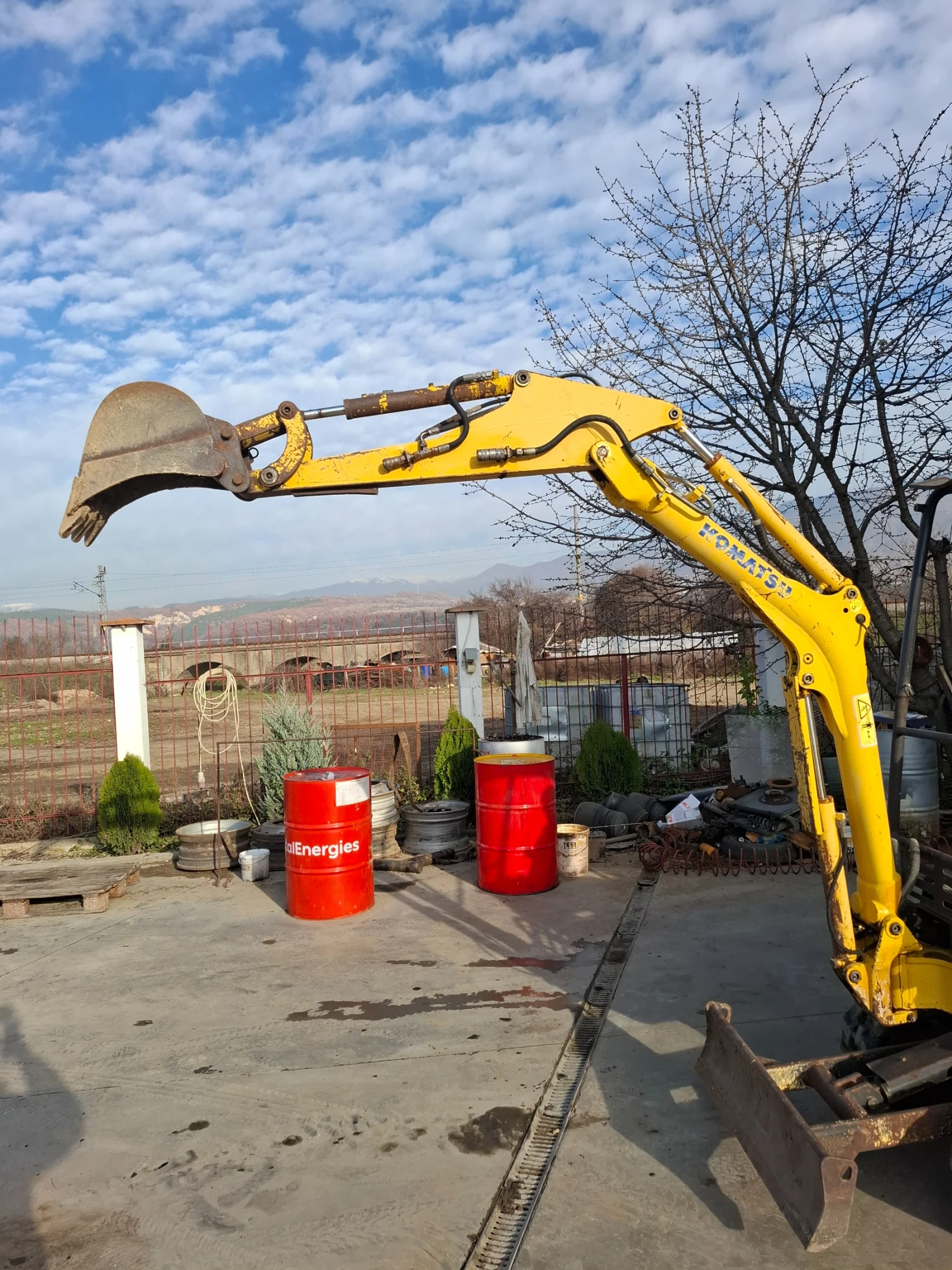 ����� Komatsu | Mobile.bg � ����������� 11