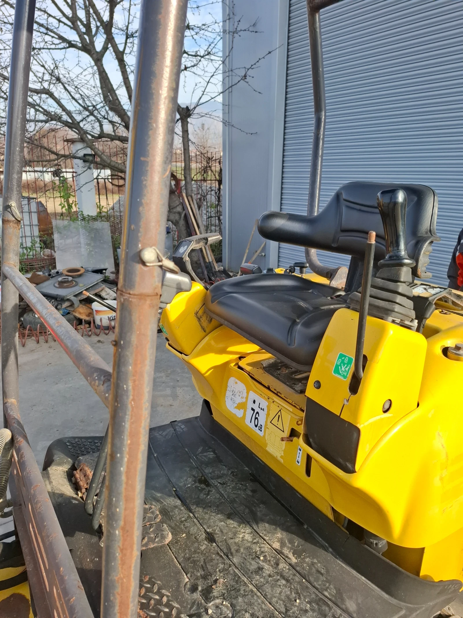 ����� Komatsu | Mobile.bg � ����������� 8