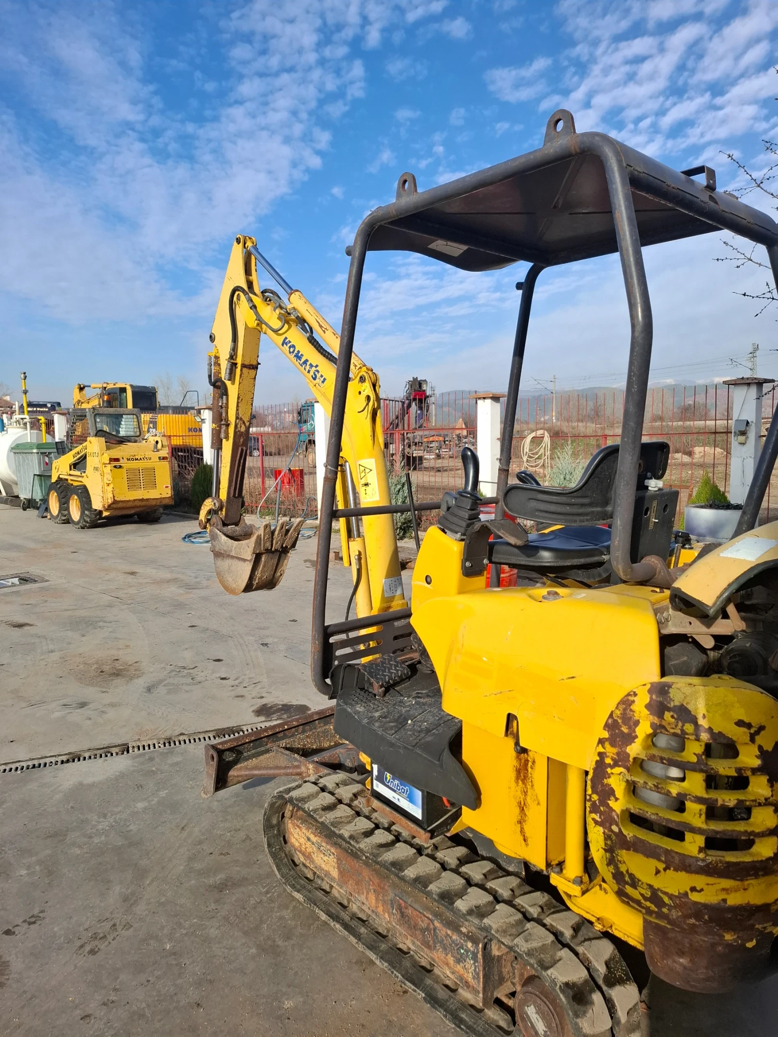 ����� Komatsu | Mobile.bg � ����������� 6