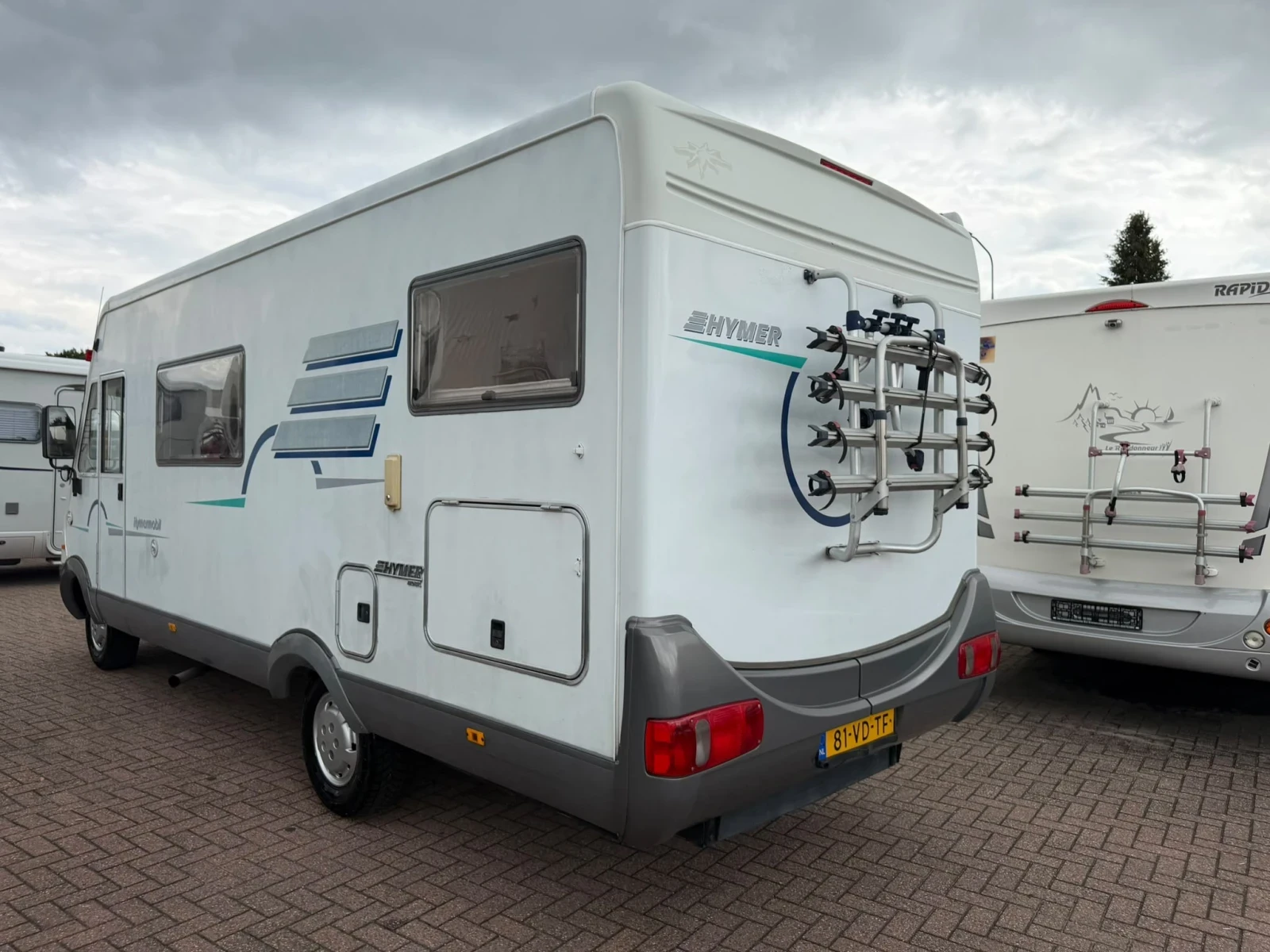 Кемпер HYMER / ERIBA B644, снимка 14 - Каравани и кемпери - 55904446