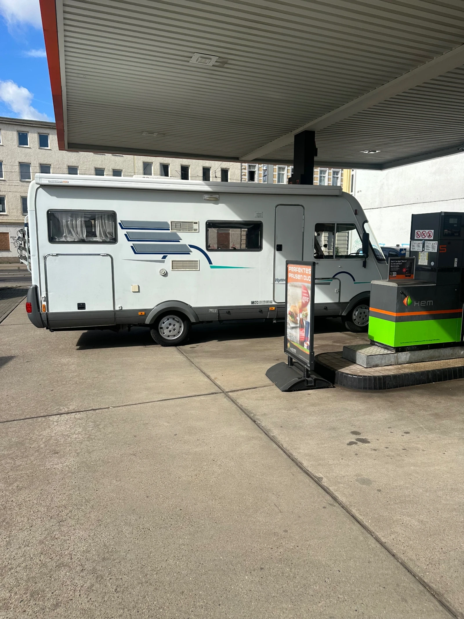 Кемпер HYMER / ERIBA B644, снимка 2 - Каравани и кемпери - 55904446