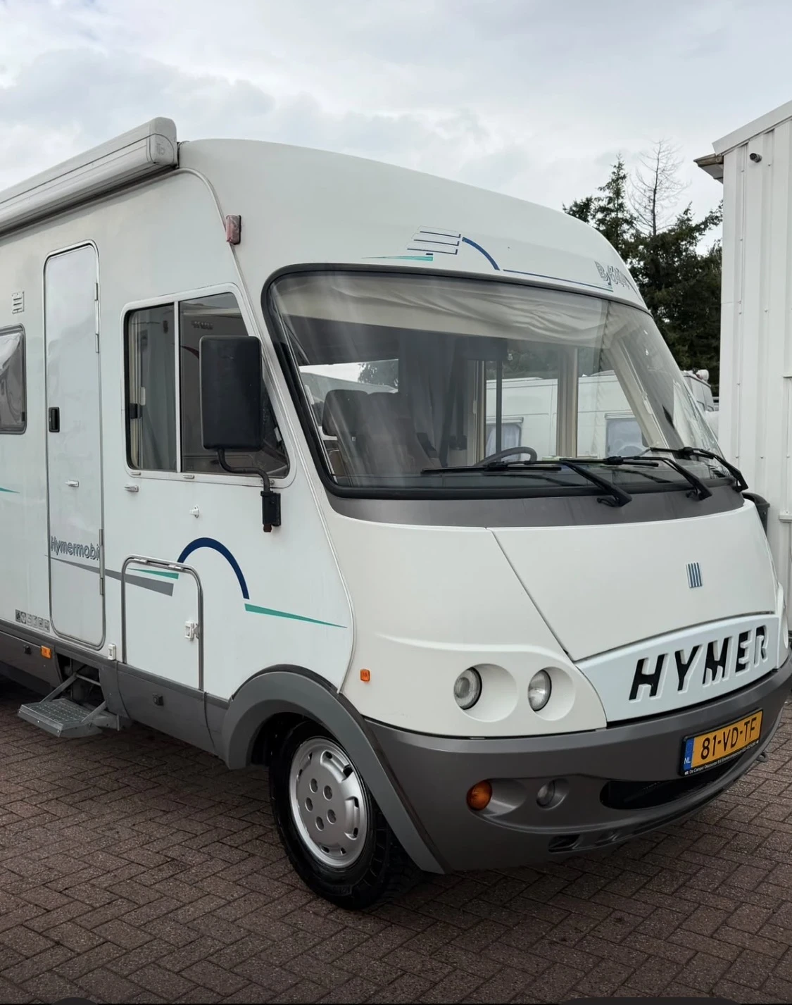 Кемпер HYMER / ERIBA B644, снимка 6 - Каравани и кемпери - 55904446