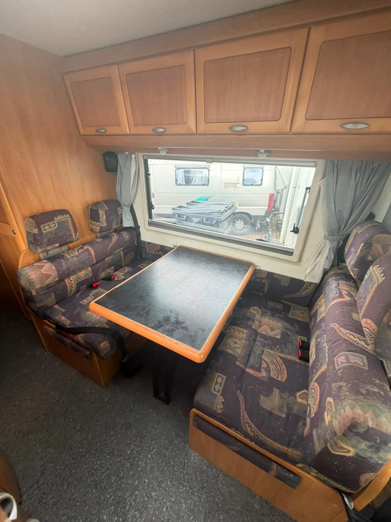 Кемпер HYMER / ERIBA B644, снимка 10 - Каравани и кемпери - 55904446