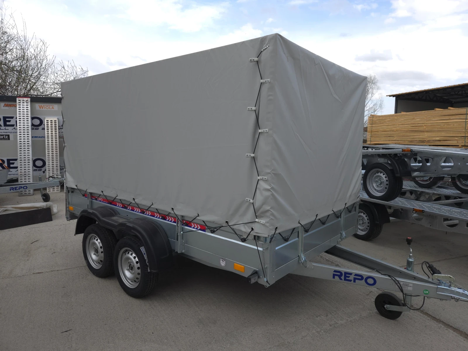   Agados   3  1.6 150 2 750   | Mobile.bg   8