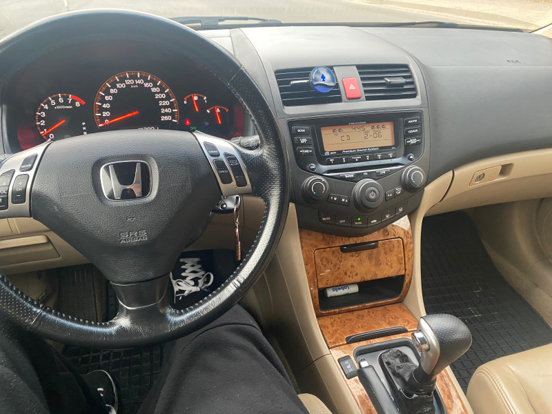Honda Accord, снимка 5 - Автомобили и джипове - 46123536