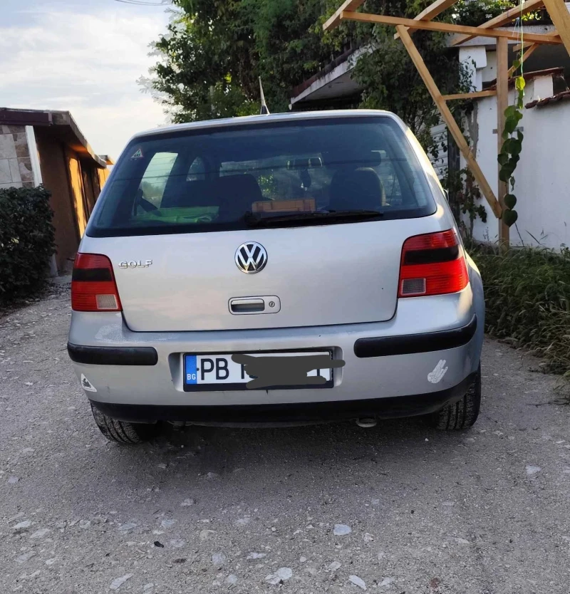 VW Golf, снимка 3 - Автомобили и джипове - 47690651